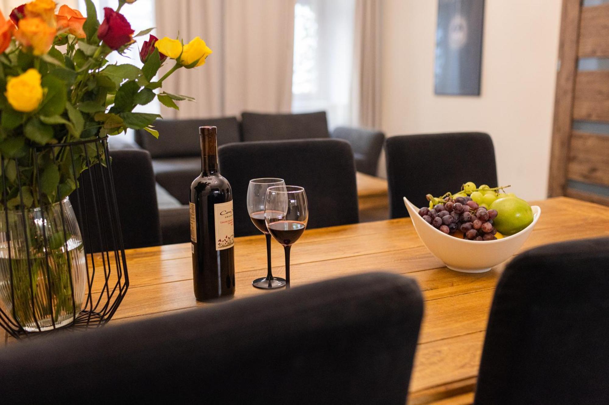 Lux Apartmenty - Old City Krasków Εξωτερικό φωτογραφία